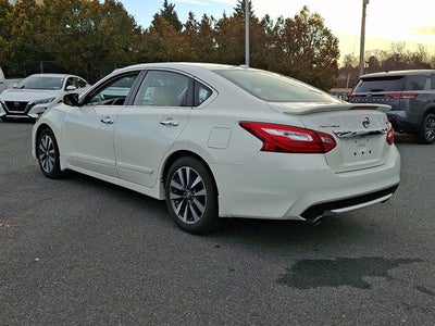2017 Nissan Altima 2.5 SL 4dr Sedan