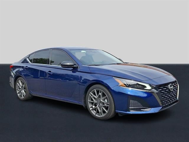 2024 Nissan Altima 2.0 SR Turbo