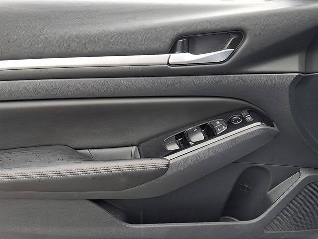 2025 Nissan Altima SR AWD Premium