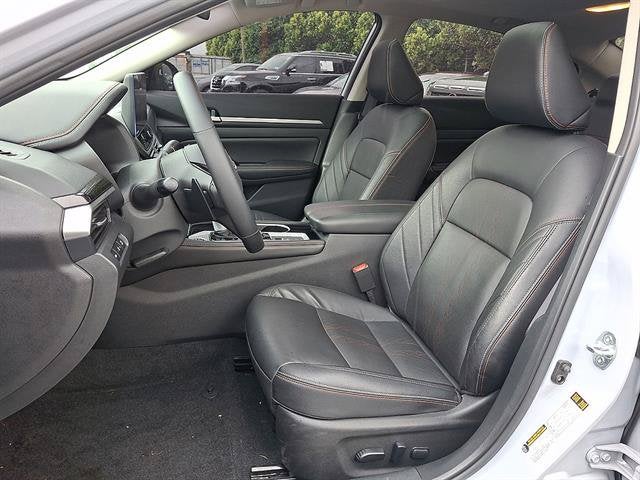 2025 Nissan Altima SR AWD Premium