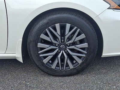 2023 Nissan Altima 2.5 SV Premium