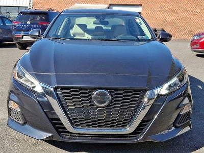 2022 Nissan Altima 2.5 SV
