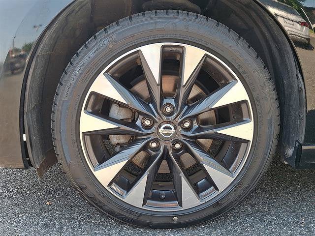 2017 Nissan Sentra SR Turbo 6 Speed