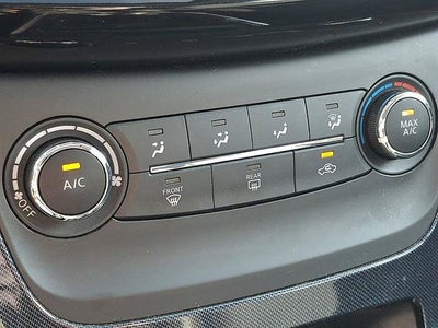 2017 Nissan Sentra SR Turbo 6 Speed