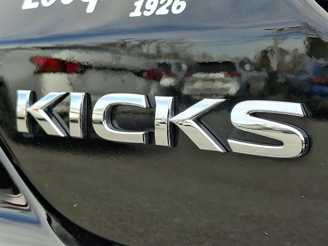 2024 Nissan Kicks S