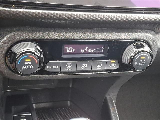 2022 Nissan Kicks SV