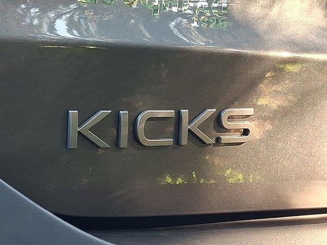 2025 Nissan Kicks S