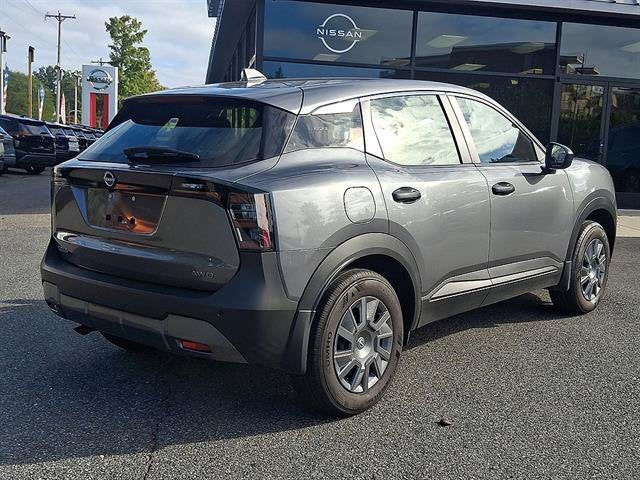 2025 Nissan Kicks S