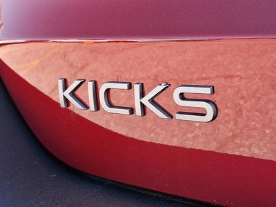 2025 Nissan Kicks SV