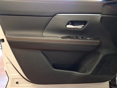 2025 Nissan Kicks SR Intelligent AWD