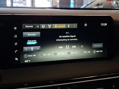 2025 Nissan Kicks SR Intelligent AWD