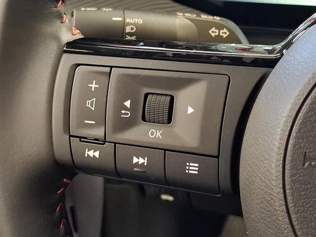 2025 Nissan Kicks SR Intelligent AWD