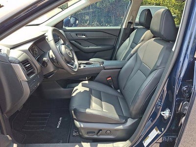 2024 Nissan Rogue SV Premium FWD