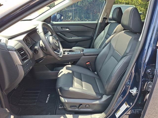 2024 Nissan Rogue SV Premium FWD