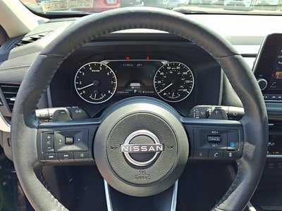 2024 Nissan Rogue SV Premium FWD