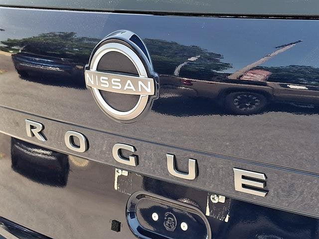 2024 Nissan Rogue SV Premium FWD