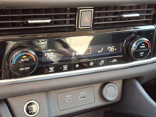 2022 Nissan Rogue SV