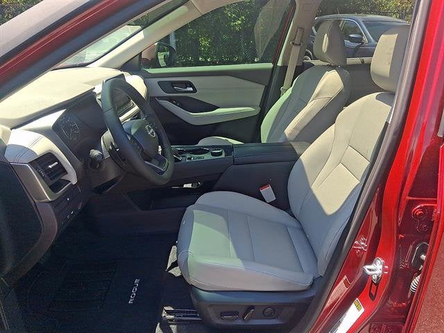 2026 Nissan Rogue SV Premium