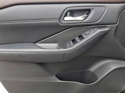 2023 Nissan Rogue SV Premium