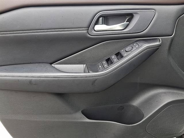 2023 Nissan Rogue SV Premium