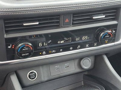 2023 Nissan Rogue SV Premium