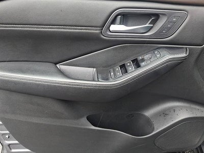 2023 Nissan Rogue SL Premium