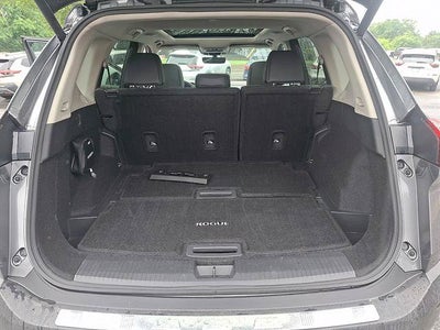 2023 Nissan Rogue SL Premium