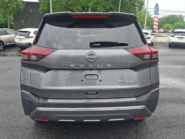 2023 Nissan Rogue SL Premium