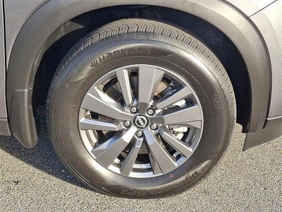 2025 Nissan Pathfinder S