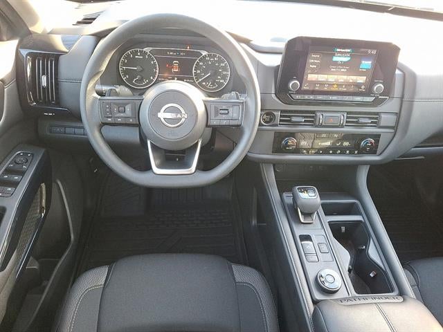 2025 Nissan Pathfinder S