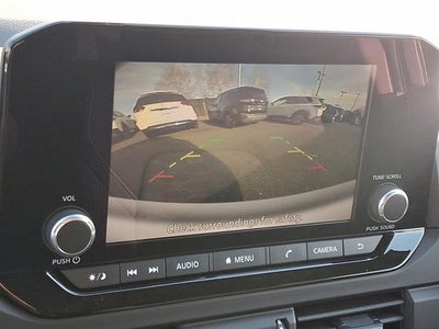 2025 Nissan Pathfinder S