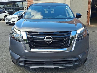 2024 Nissan Pathfinder S