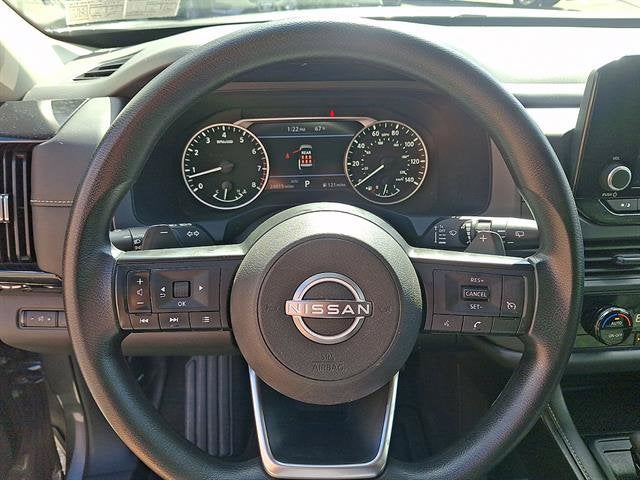 2024 Nissan Pathfinder S