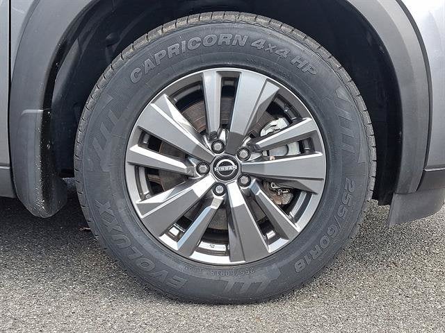 2024 Nissan Pathfinder S
