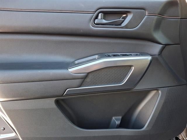 2024 Nissan Pathfinder AWD Rock Creek 4dr SUV