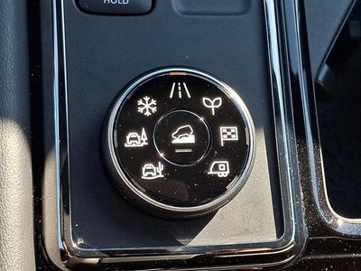 2024 Nissan Pathfinder AWD Rock Creek 4dr SUV