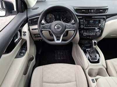 2022 Nissan Rogue Sport AWD SV W/TECH PKG.