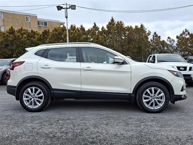 2022 Nissan Rogue Sport AWD SV W/TECH PKG.