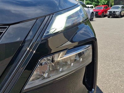2023 Nissan Rogue SV Premium Midnight