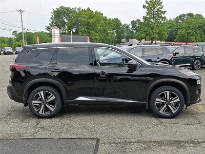 2023 Nissan Rogue SL Premium