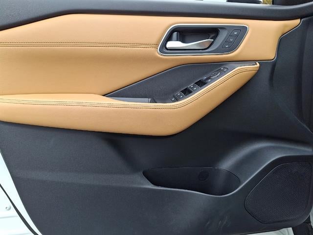 2023 Nissan Rogue AWD Platinum W/PREMIUM PKG.