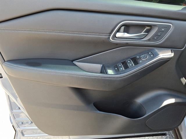 2024 Nissan Rogue AWD Platinum