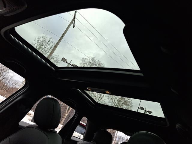 2022 MINI Hardtop 4 Door Oxford Edition 4dr Hatchback