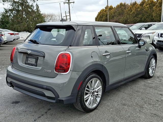 2022 MINI Hardtop 4 Door Oxford Edition 4dr Hatchback