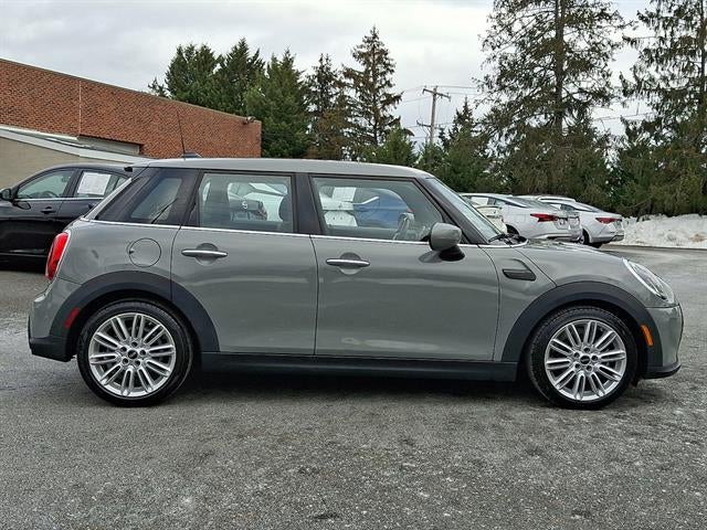 2022 MINI Hardtop 4 Door Oxford Edition 4dr Hatchback